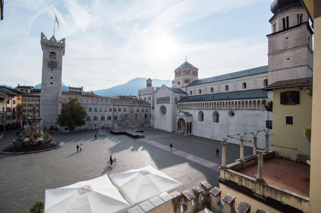 Scrigno Del Duomo Hotel Trento Luaran gambar